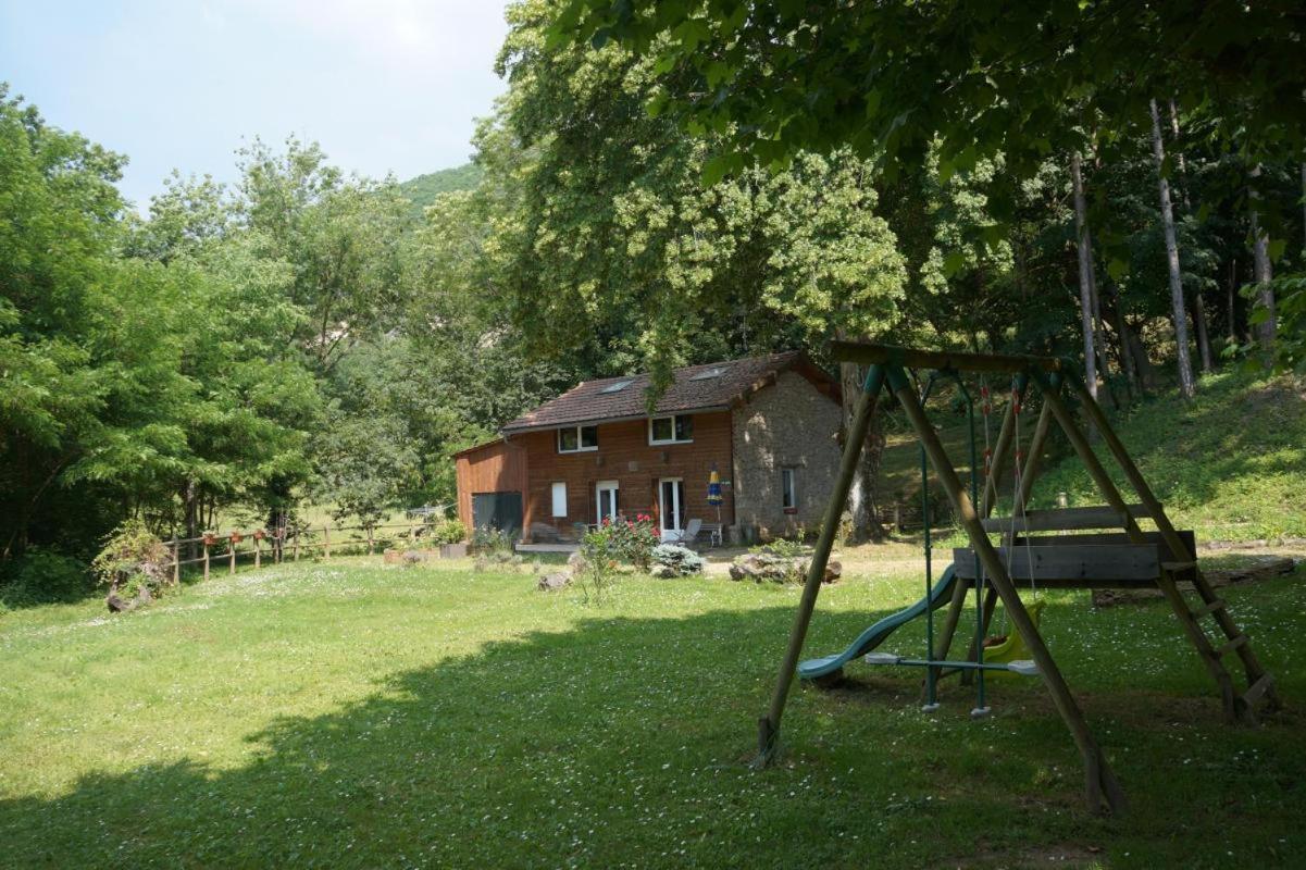 A L'Oree Du Bois - Gite Hostun Exteriör bild